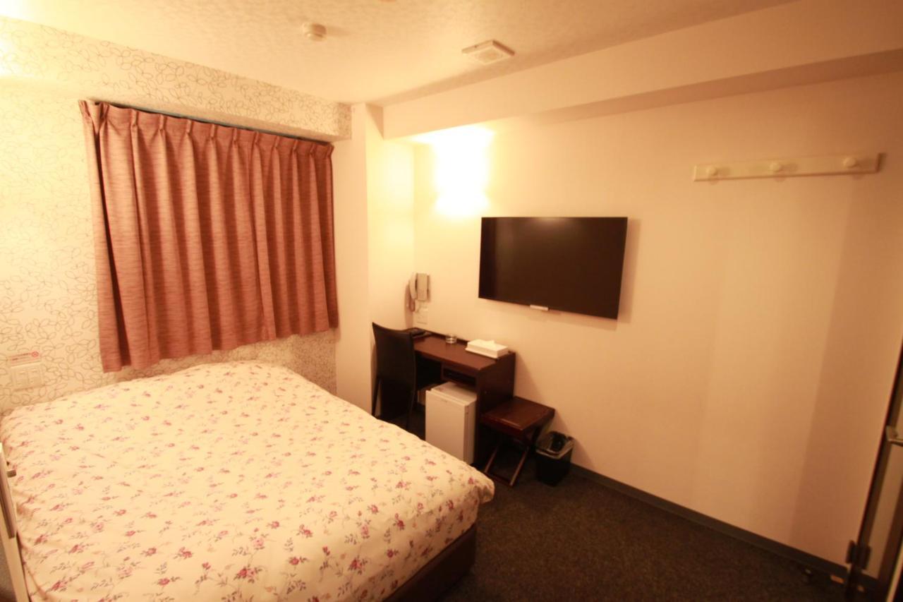 Toyama Town Hotel Esterno foto